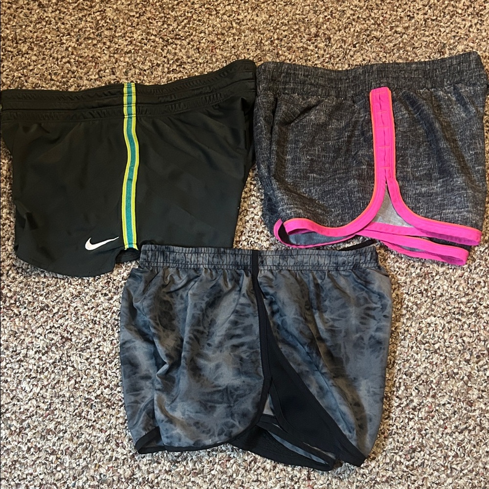 Nike and Under Armour XS Shorts lot.